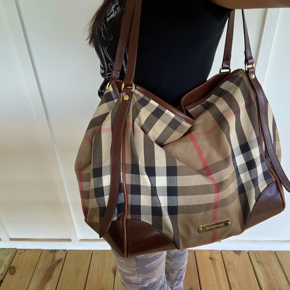 Burberry Canterbury Tote - Picture 10 of 17